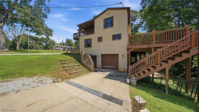 524 Ridgewood Boulevard, Belpre, OH 45714