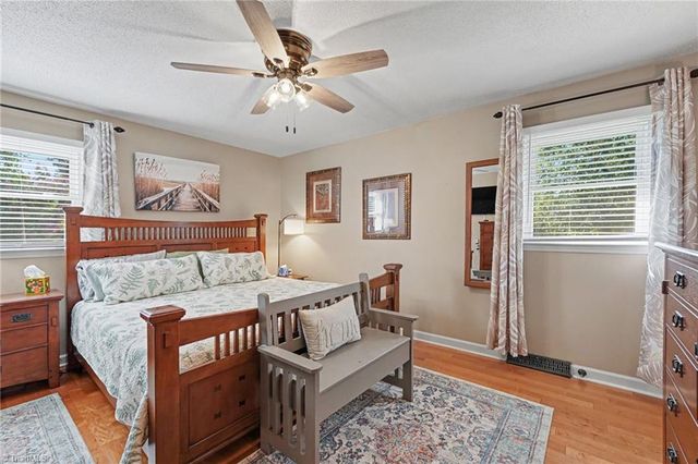 414 Longmeadow Drive, Clemmons, NC 27012