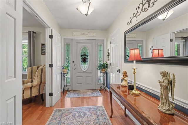 414 Longmeadow Drive, Clemmons, NC 27012
