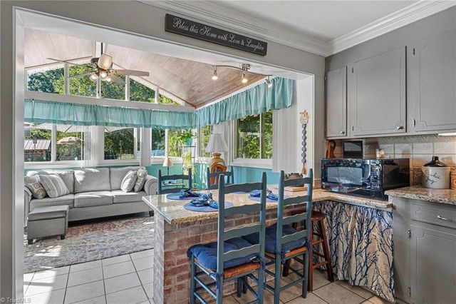 414 Longmeadow Drive, Clemmons, NC 27012