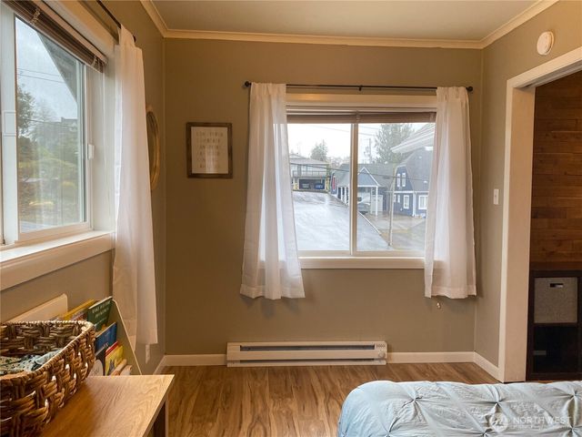 823 Broadway Avenue, South Bend, WA 98586