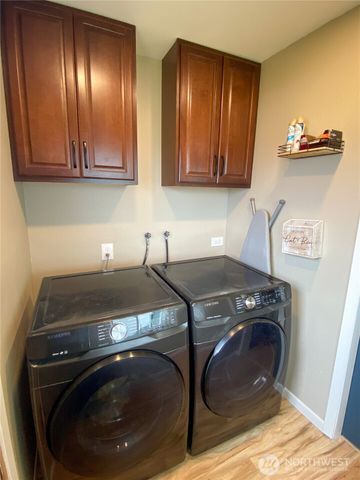 823 Broadway Avenue, South Bend, WA 98586