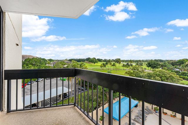 2400 Presidential Way 503, West Palm Beach, FL 33401