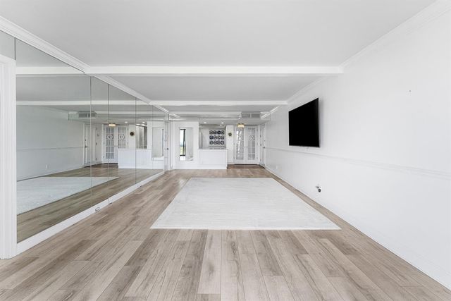 2400 Presidential Way 503, West Palm Beach, FL 33401