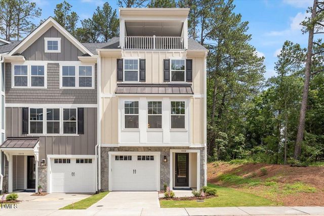 1113 Blackthorn Lane, Durham, NC 27703