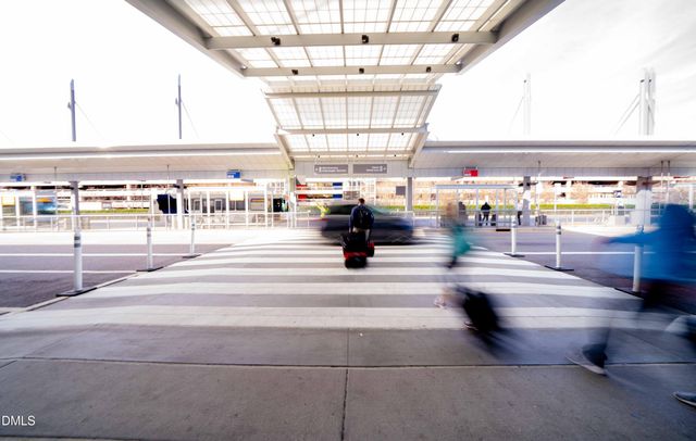 1113 Blackthorn Lane, Durham, NC 27703