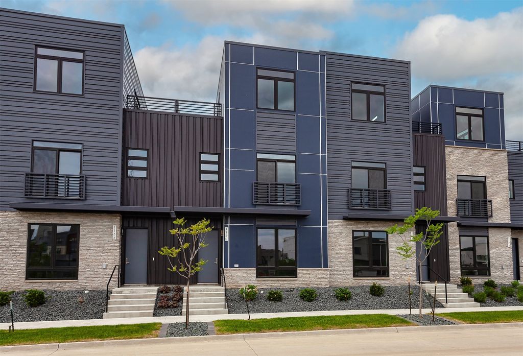 1160 Murphy Street, Des Moines, IA 50309