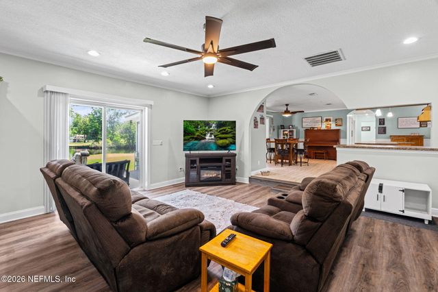 1738 OAK GROVE Circle, Green Cove Springs, FL 32043