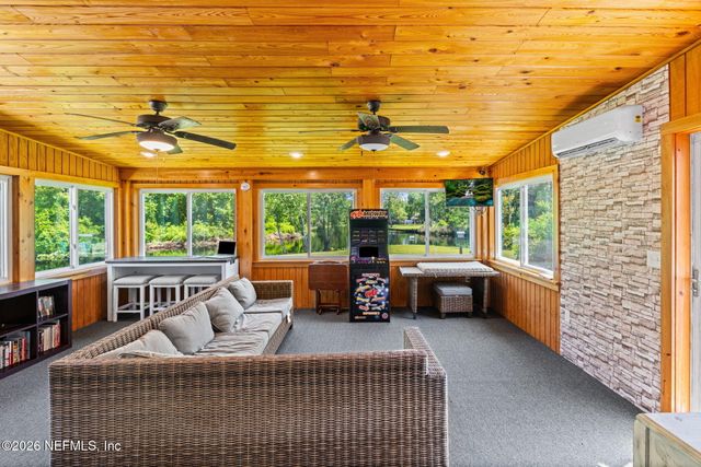 1738 OAK GROVE Circle, Green Cove Springs, FL 32043