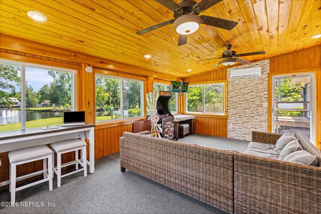 1738 OAK GROVE Circle, Green Cove Springs, FL 32043