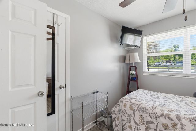 1738 OAK GROVE Circle, Green Cove Springs, FL 32043