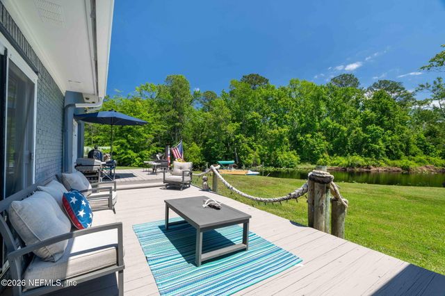 1738 OAK GROVE Circle, Green Cove Springs, FL 32043