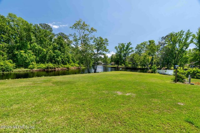 1738 OAK GROVE Circle, Green Cove Springs, FL 32043