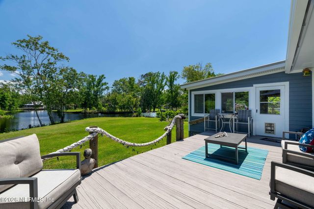 1738 OAK GROVE Circle, Green Cove Springs, FL 32043