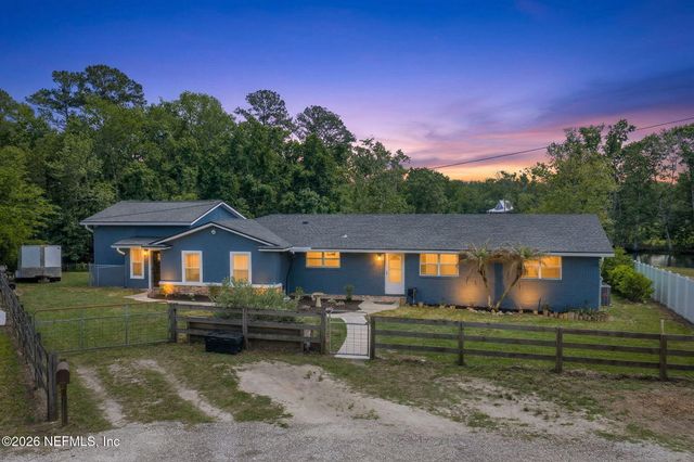 1738 OAK GROVE Circle, Green Cove Springs, FL 32043