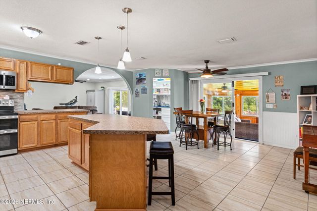 1738 OAK GROVE Circle, Green Cove Springs, FL 32043