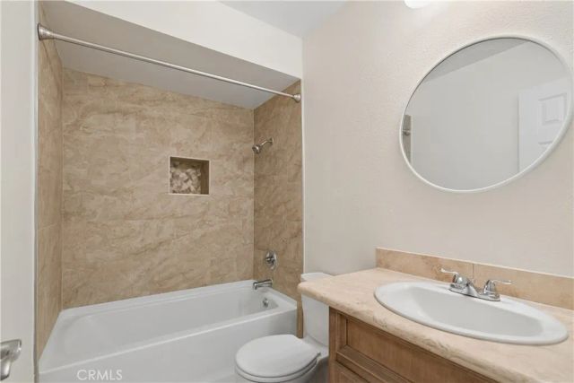 16939 Highfalls, Canyon Country, CA 91387