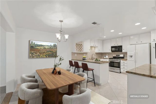16939 Highfalls, Canyon Country, CA 91387