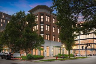 125 N Euclid Avenue 303, Oak Park, IL 60301