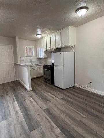 4811 Oakland Street 10, Houston, TX 77023