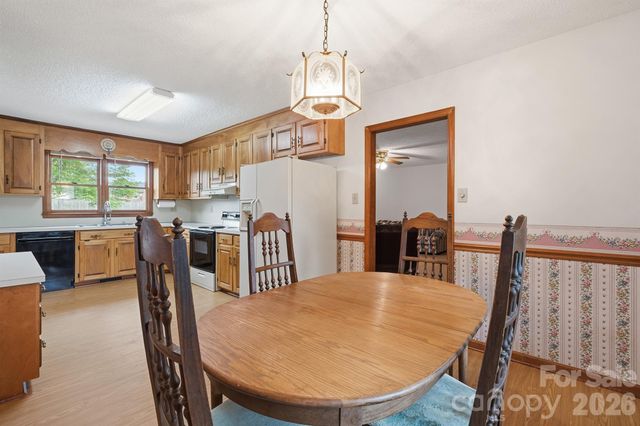 183 Dellinger Drive, Statesville, NC 28625