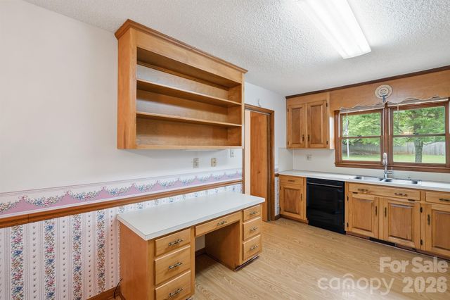 183 Dellinger Drive, Statesville, NC 28625