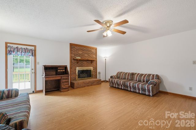 183 Dellinger Drive, Statesville, NC 28625