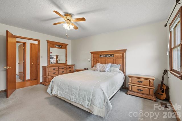 183 Dellinger Drive, Statesville, NC 28625