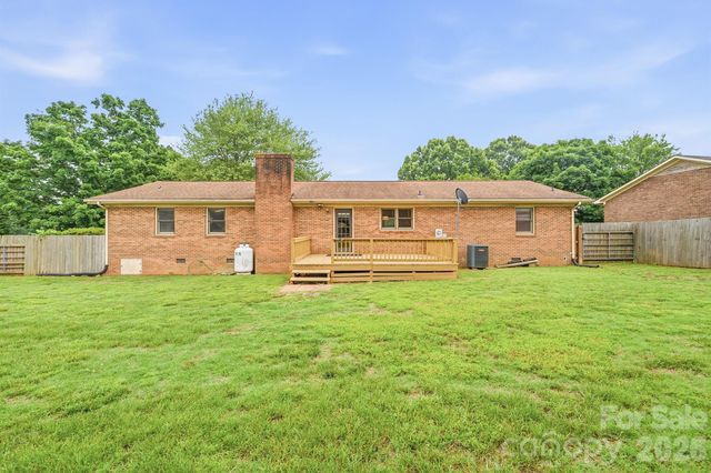 183 Dellinger Drive, Statesville, NC 28625