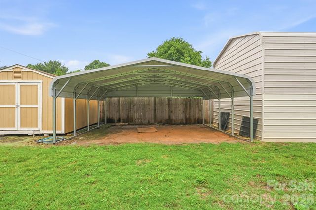 183 Dellinger Drive, Statesville, NC 28625