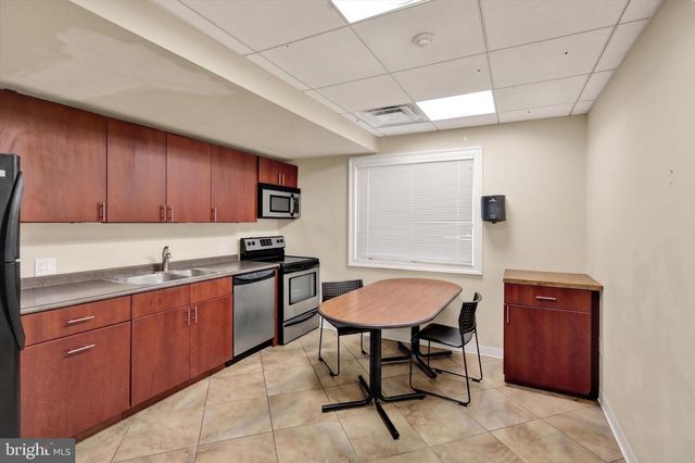 2125 PORTLAND, Reading, PA 19609