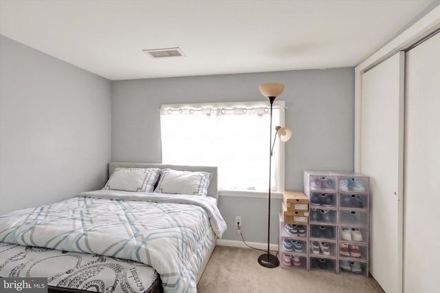 2125 PORTLAND, Reading, PA 19609
