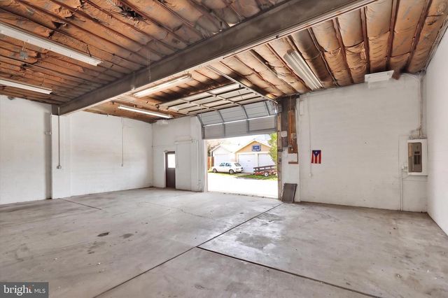 2125 PORTLAND, Reading, PA 19609