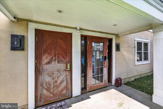 2125 PORTLAND, Reading, PA 19609