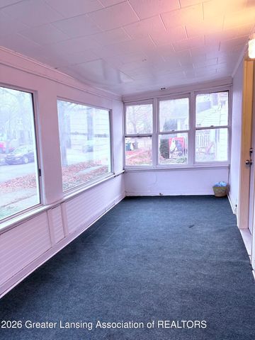 1317 Illinois Avenue, Lansing, MI 48906