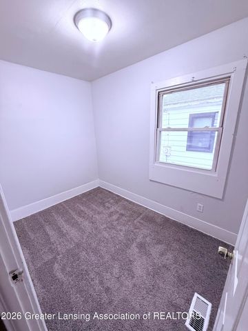 1317 Illinois Avenue, Lansing, MI 48906