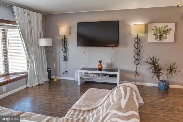 4468 THEBES TURN, Whitehall, PA 18052