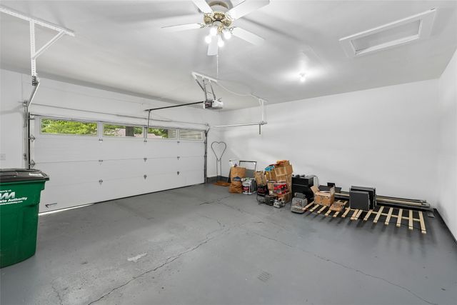 4909 W Park Drive, West Des Moines, IA 50266