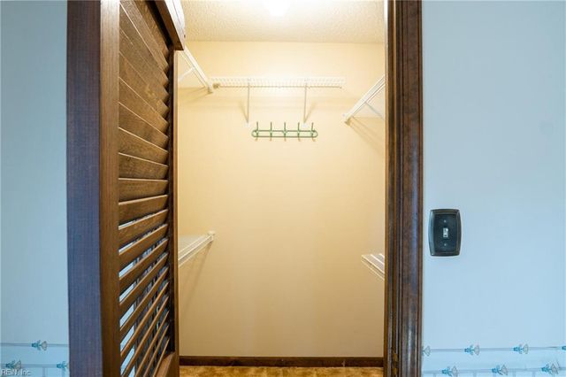 55 Calhoun ST, Hampton, VA 23669