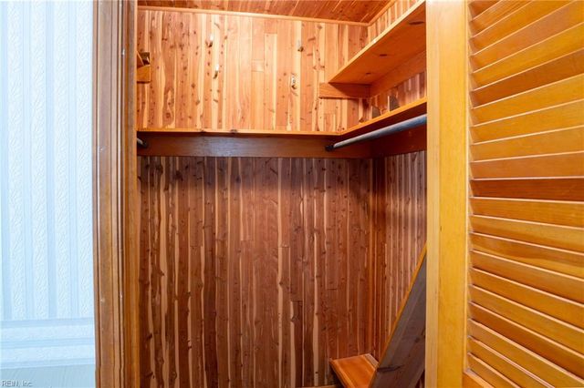 55 Calhoun ST, Hampton, VA 23669