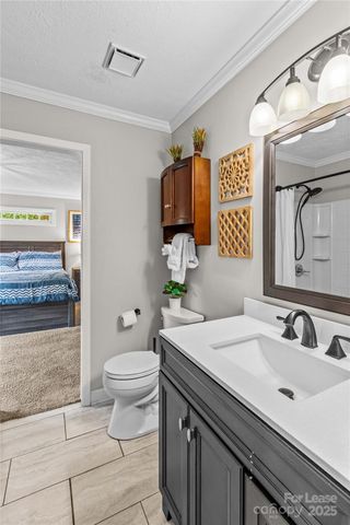 9598 Riviera Drive, Sherrills Ford, NC 28673