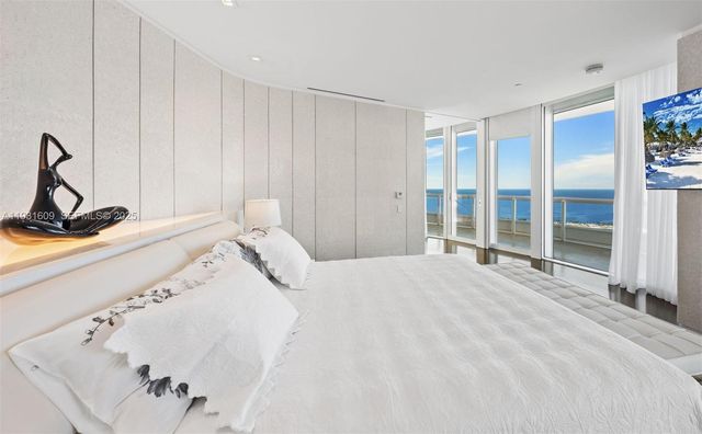 1643 Brickell Ave 4102, Miami, FL 33129