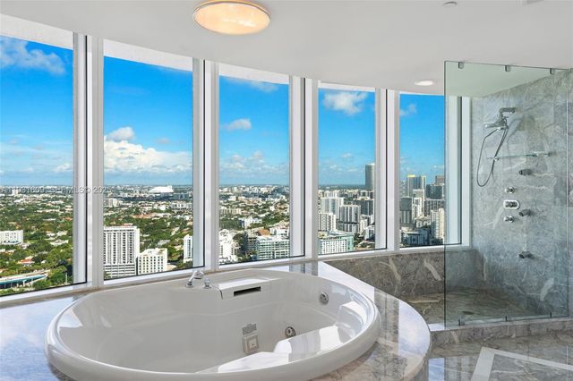 1643 Brickell Ave 4102, Miami, FL 33129