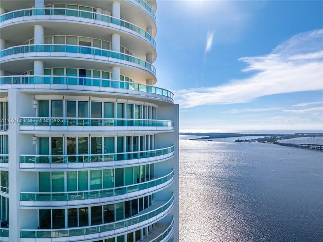 1643 Brickell Ave 4102, Miami, FL 33129