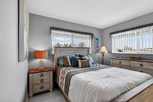 12 Colonial Club Drive 305, Boynton Beach, FL 33435