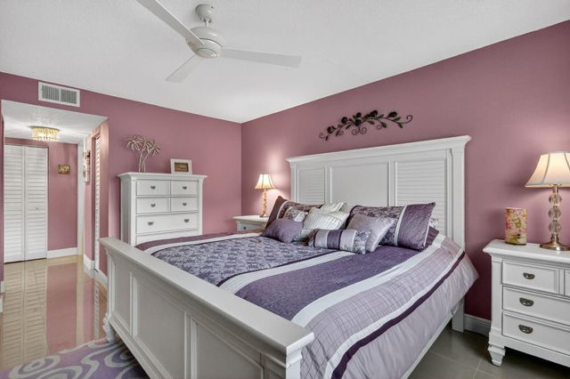 12 Colonial Club Drive 305, Boynton Beach, FL 33435