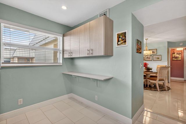 12 Colonial Club Drive 305, Boynton Beach, FL 33435