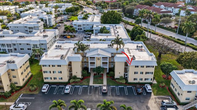 12 Colonial Club Drive 305, Boynton Beach, FL 33435