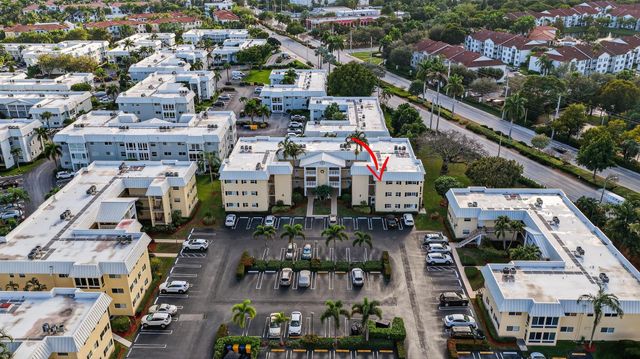 12 Colonial Club Drive 305, Boynton Beach, FL 33435