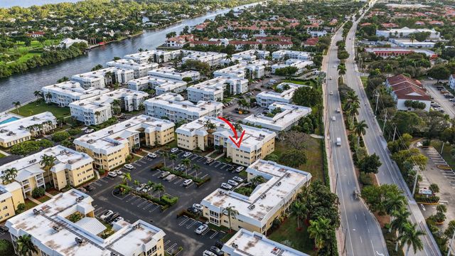 12 Colonial Club Drive 305, Boynton Beach, FL 33435